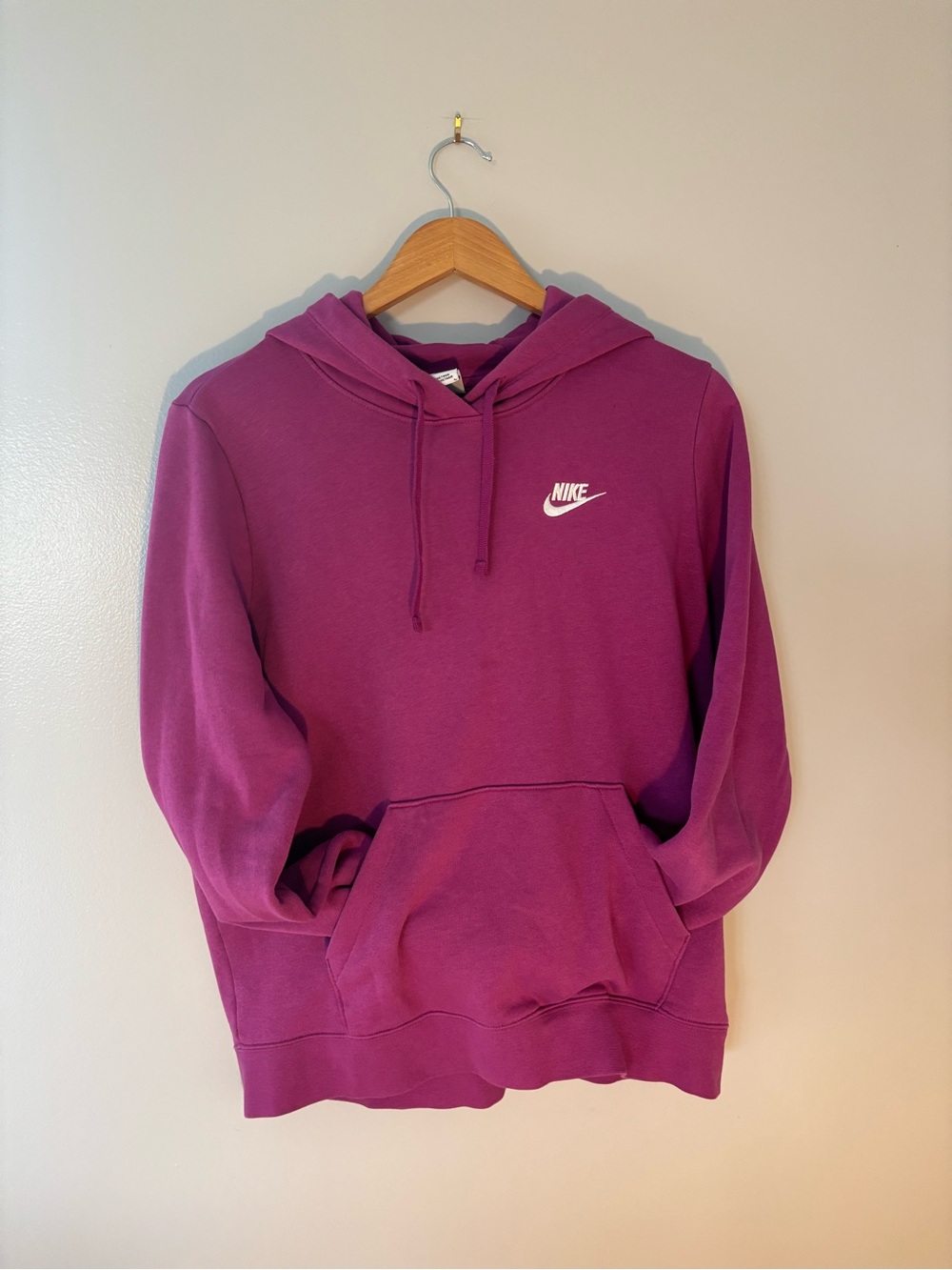 Nike Women’s Magenta Hooded Pullover Sweatshirt